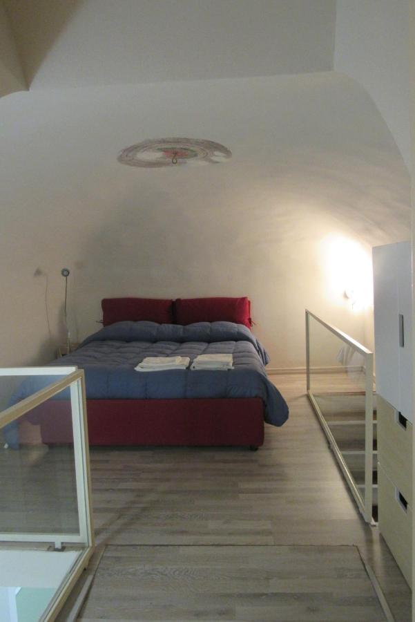 カターニアA Casa Di Milenaアパートメント エクステリア 写真